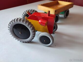 Retro hračka traktor Zetor KDN Kaden Ites Igra Tatrasmalt...