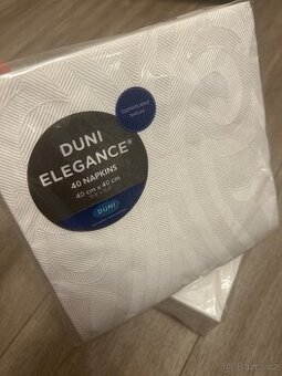 Prémiové svatební ubrousky Duni