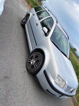 Volkswagen bora 1,9tdi 85KW 6q nová Stk