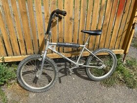 Prodám dvě kola za 800kc RMX/BMX - 1