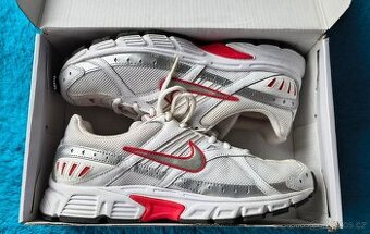 Boty NIKE Excee Erate velikost 42