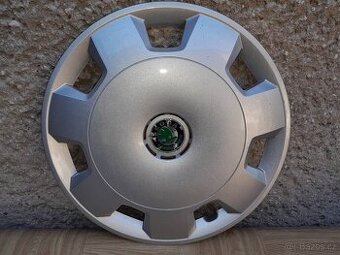 Š.Fabia 4x originál poklice 6Y0601147C