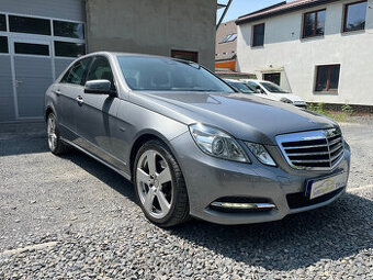 MERCEDES-BENZ E 250 CDi 150 Kw 4MATIC ČR