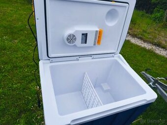 Termoelektrická lednice 50l Compas 12/230V