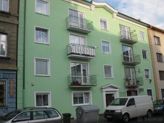 Byt 3+1 s balkonem v centru Chomutova
