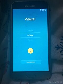 Samsung Galaxy J3 Duos zlatý telefon dotykac