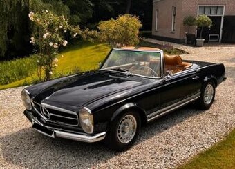 Mercedes-Benz 230 SL Pagoda 1964