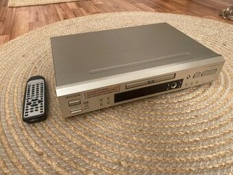DVD přehrávač ONKYO DV-S555