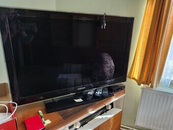 Funkční TV včetně set-top boxu