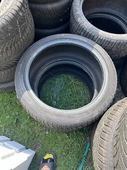 Zimní 2ks pneu 225/45 R18 - Falken