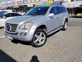 Mercedes GL550