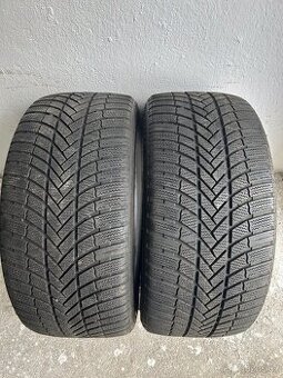 Zimní pneu 245/40/18 Bridgestone