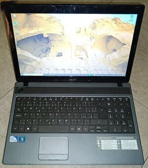 Acer Aspire 5733Z,WIN 10,HDD 500GB,RAM 8GB,15.4 palců