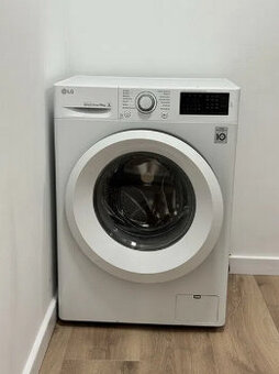 Lg parní pračka na 7kg, A+++, úzká slim