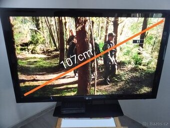 Funkční televize se settopboxem.