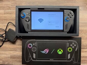 Herní konzole Asus ROG Xbox Ally X (2025)