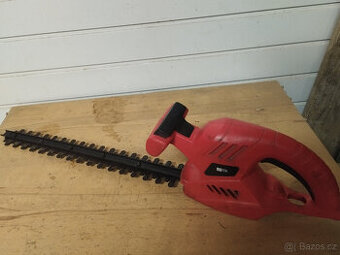 Plotové nůžky LEVITA HT500