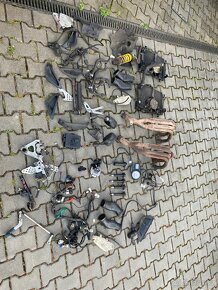 Yamaha R6 1998 - 2002 náhradní díly