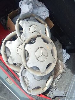 Puklice Mercedes w202 c class
