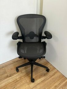 Kancelářská židle Herman Miller Aeron Remastered Full