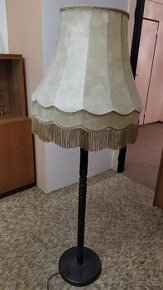 Lampa stojací krásná