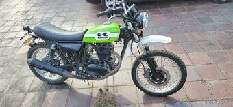 Kawasaki TR250