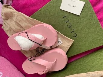 Gucci pantofle - rubber shiny