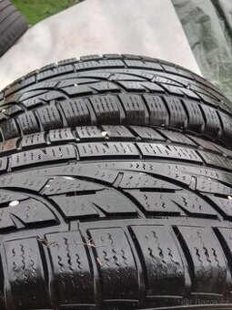 Zimni pneu 215/70/16 Hankook