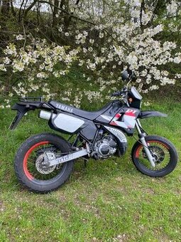 YAMAHA DT 125 - 1