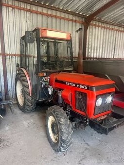 TRAKTOR ZETOR 5243
