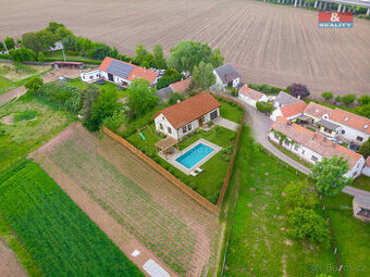 Prodej pozemku k bydlení, 1089 m², Hostěnice u Brozan - 1