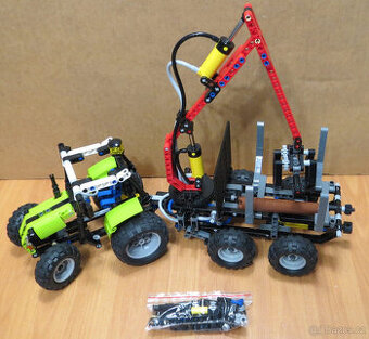 LEGO 8049 Traktor s valníkem na klády