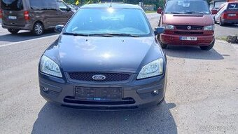Ford Focus 1.6 16v rok 2005 klima