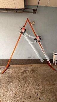 Prodám Svatební/Obřadní bránu ve tvaru trojůhelníku - 1