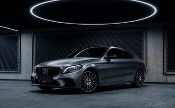 Mercedes-Benz C Coupe 200 AMG Line 4MATIC A/T