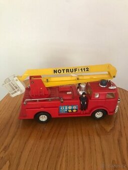 Staré požárnické auto velké 30x14cm
