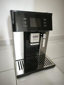 Kávovar DeLonghi