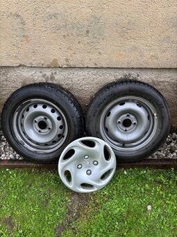 Kola 185/65 R14 + 2 sady puklic Peugeot - 1