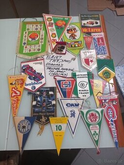 Retro vlajky a odznaky