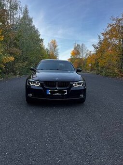 BMW E90 318i