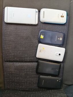 Mix mobilních telefonů 6 kusu