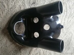 Malá JAWA-ČZ 125/351, 150/352 spodní díl masky tzv. kalhotky