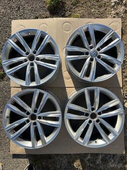 Alu VW Dartdord 8x18 ET 44 5x112