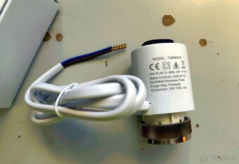 Hlavice pro radiátor SALUS T30NO 24V Termoelektrický pohon