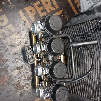 Gsxr 1100 W 1995 karburatory