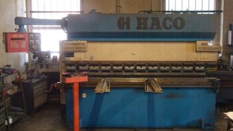 Ohraňovací lis HACO