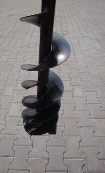 Vrták na zeminu, Vrtací šnek CR14