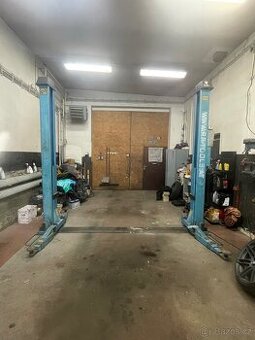 Dvousloupový zvedák 4T