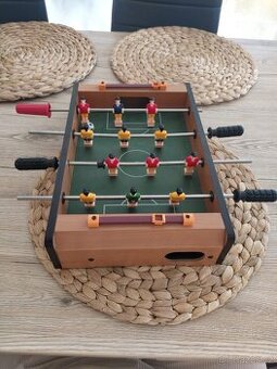 Stolní fotbálek