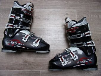 lyžáky 45, lyžařské boty 45 , 29,5 cm, Nordica 90